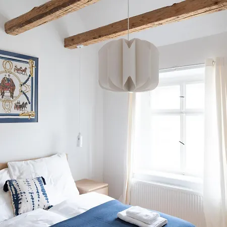 Mintgraz - 2 Bedroom Penthouse *